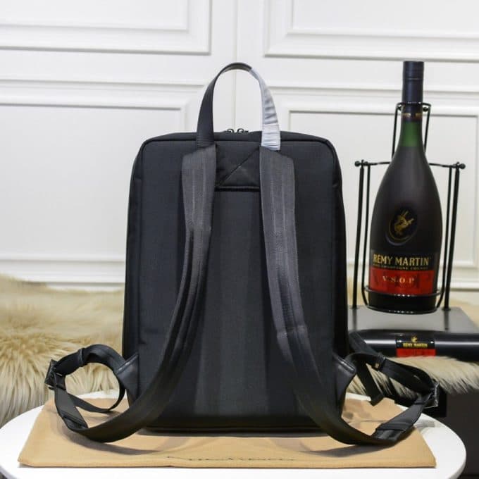 ボッテガヴェネタバッグコピー 定番人気2021新品 Bottega Veneta 男女兼用 バックパック - 画像 (2)