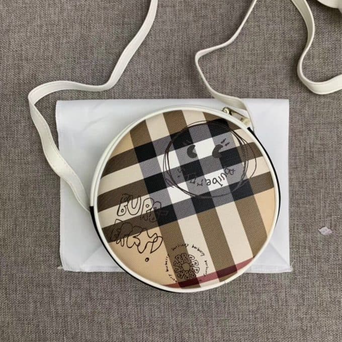 2019大人気爆発バーバリー(BURBERRY)☆レディース ショルダーバッグコピー☆人気商品今流行り欠かせない存在☆★ - 画像 (3)