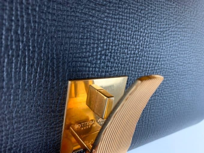 2019秋冬高品質ボッテガヴェネタ(Bottega Veneta)☆レディース ハンドバックコピー☆気持ちの良い触り心地♪相性抜群！ - 画像 (4)