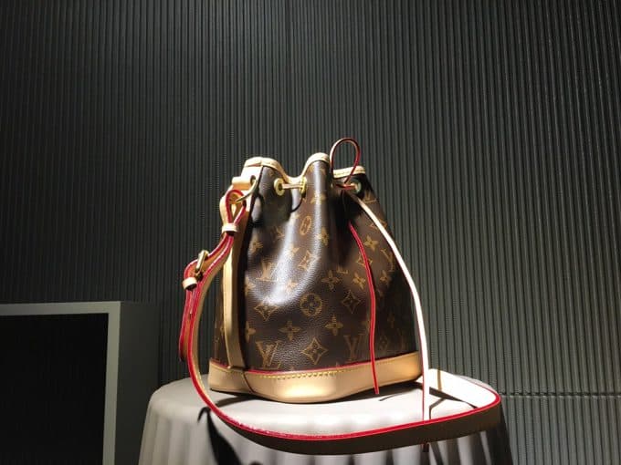 ルイヴィトンバッグコピー 2020新品注目度NO.1 Louis Vuitton レディース バケツバッグ - 画像 (2)