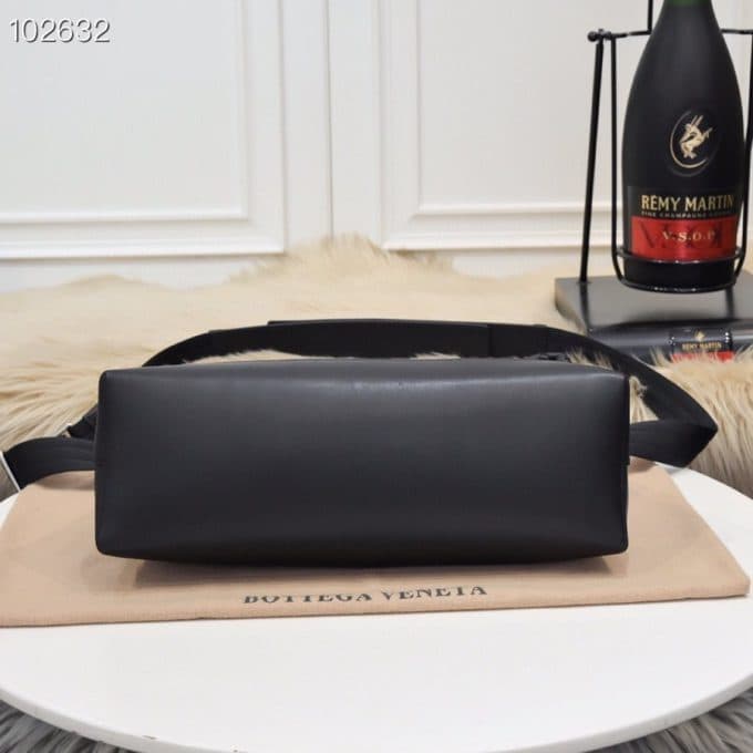 ボッテガヴェネタバッグコピー 大人気2021新品 Bottega Veneta メンズ ショルダーバッグ - 画像 (5)