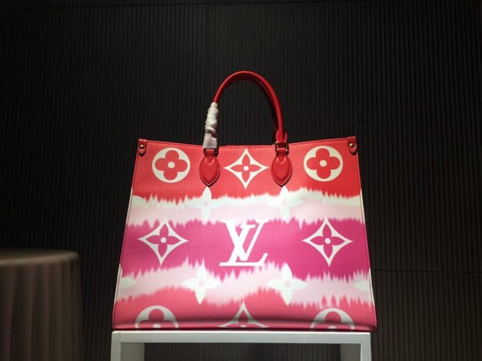 ルイヴィトンバッグコピー 定番人気2020新品 Louis Vuitton レディース トートバッグ