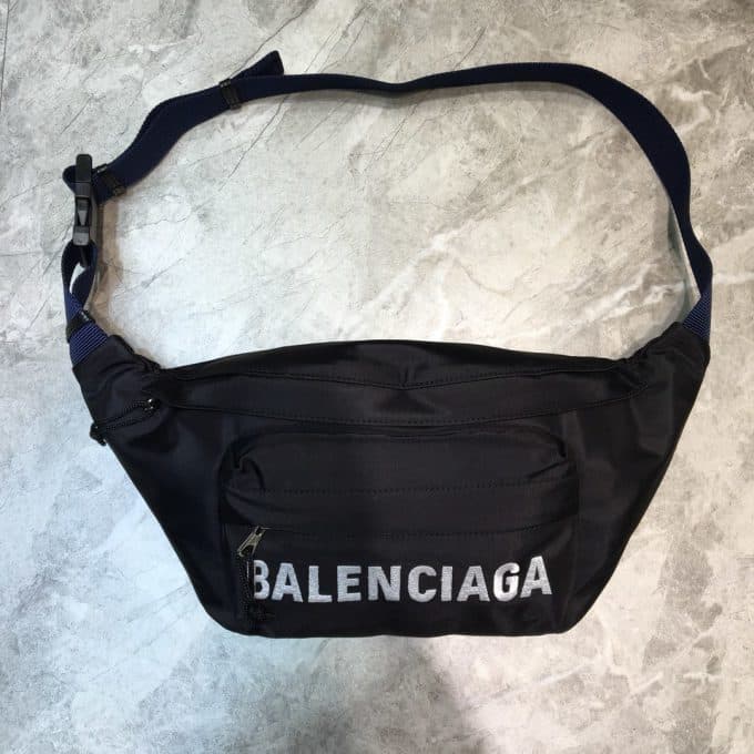 高品質 バレンシアガバッグコピー 定番人気2021新品 BALENCIAGA 男女兼用 ウエストポーチ