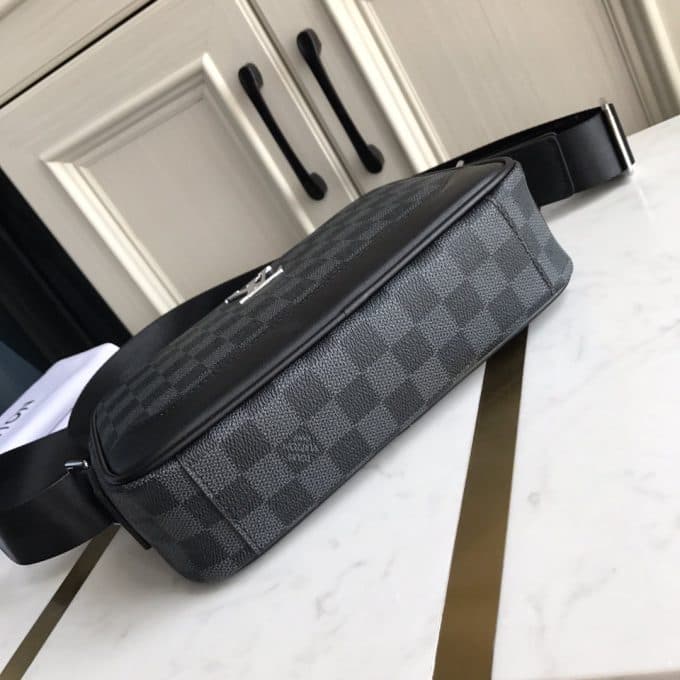 ルイヴィトンバッグコピー 2021新品注目度NO.1 Louis Vuitton メンズ ショルダーバッグ - 画像 (8)