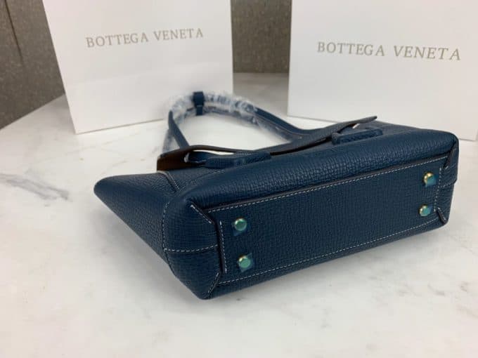 2019新作超売れ筋ボッテガヴェネタ(Bottega Veneta)☆レディース ハンドバックコピー☆効果抜群♪視線を独り占める!! - 画像 (3)