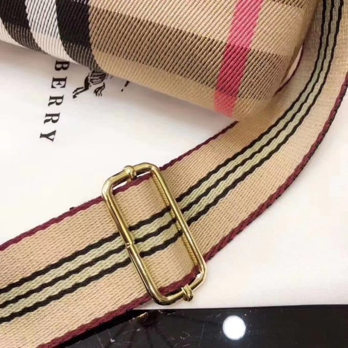 2019秋冬定番商品バーバリー(BURBERRY)☆レディースウエストポーチコピー☆爆発人気商品!数量限定発表★♫♪ - 画像 (4)