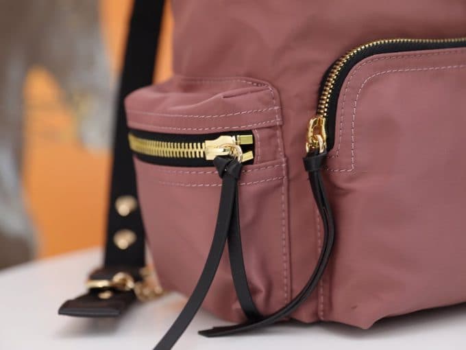 バーバリーバッグコピー 2021新品注目度NO.1 BURBERRY 男女兼用 バックパック - 画像 (6)