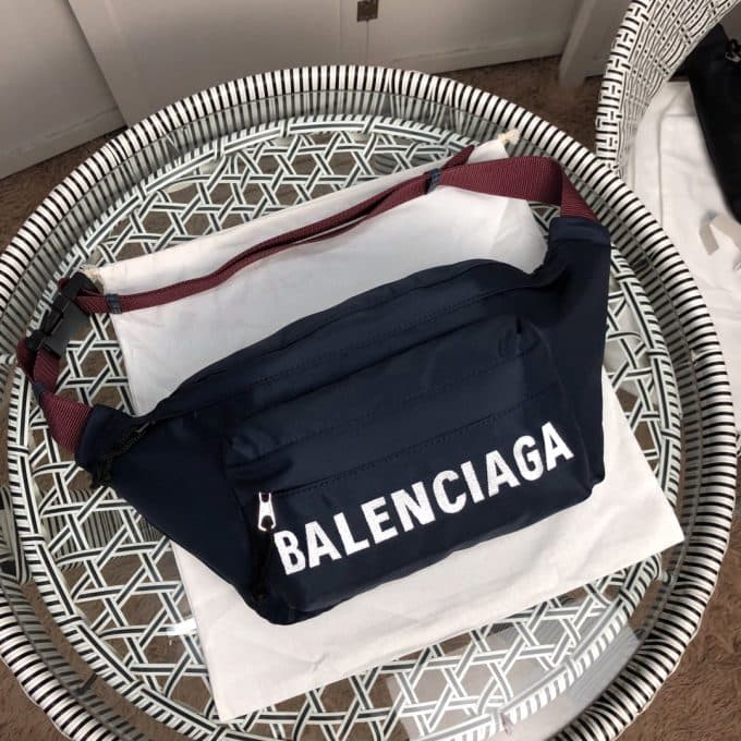 バレンシアガバッグコピー 定番人気2021新品 BALENCIAGA 男女兼用 ウエストポーチ - 画像 (2)
