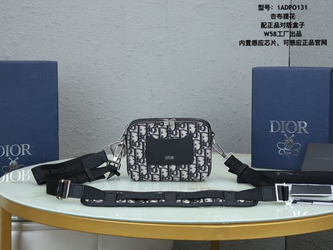 ディオールバッグコピー 定番人気2021新品 Dior メンズ ショルダーバッグ
