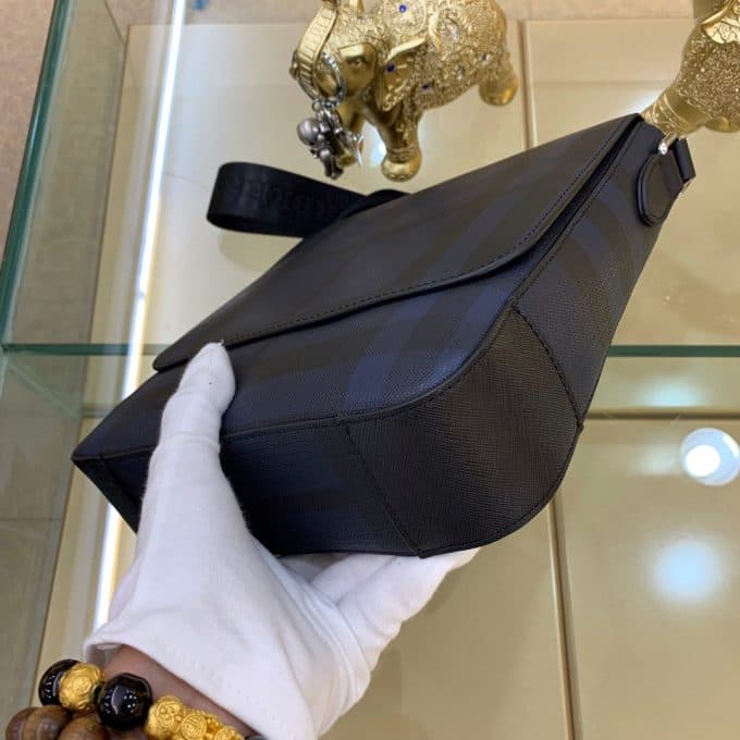 バーバリーバッグコピー 大人気2021新品 BURBERRY メンズ ショルダーバッグ - 画像 (6)