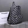 バレンシアガバッグコピー 定番人気2021新品 BALENCIAGA メンズ バックパック - 画像 (3)