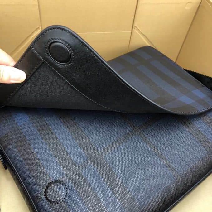 バーバリーバッグコピー 2021新品注目度NO.1 BURBERRY メンズ ショルダーバッグ - 画像 (7)