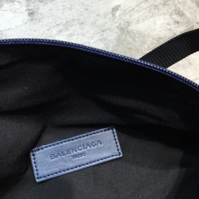 高品質 バレンシアガバッグコピー 定番人気2021新品 BALENCIAGA 男女兼用 ボディバッグ - 画像 (7)