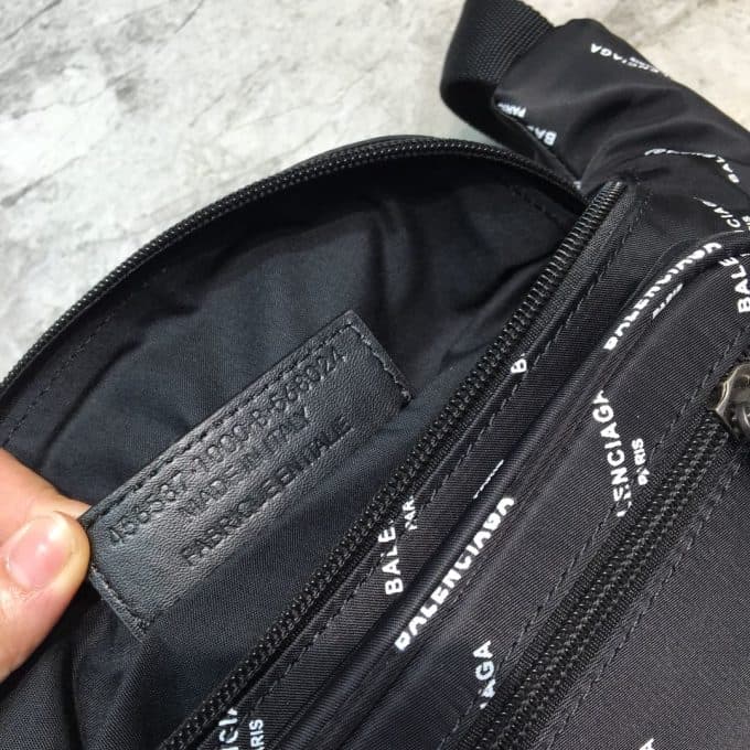 高品質 バレンシアガバッグコピー 大人気2021新品 BALENCIAGA 男女兼用 ボディバッグ - 画像 (8)