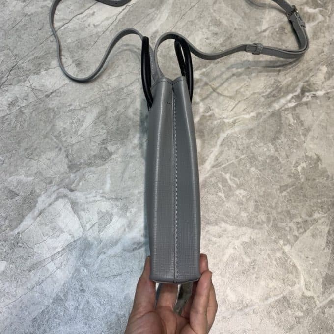 高品質 バレンシアガバッグコピー 定番人気2021新品 BALENCIAGA 男女兼用 ショルダーバッグ - 画像 (3)