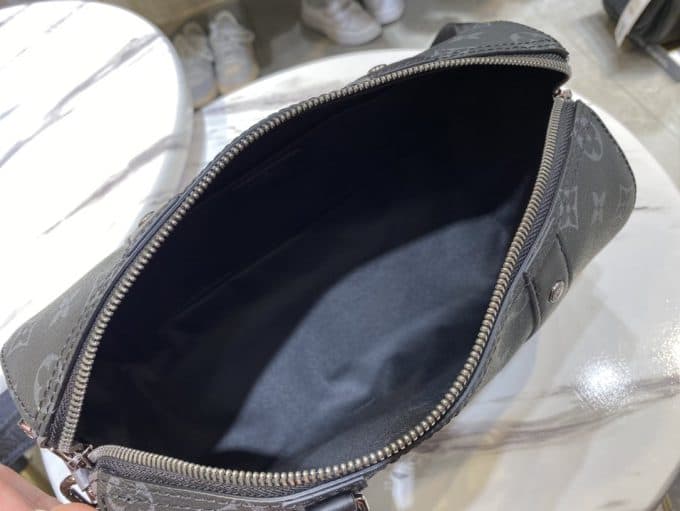 人気高級 ルイヴィトンバッグコピー 2022新品注目度NO.1 Louis Vuitton メンズ ショルダーバッグ - 画像 (8)