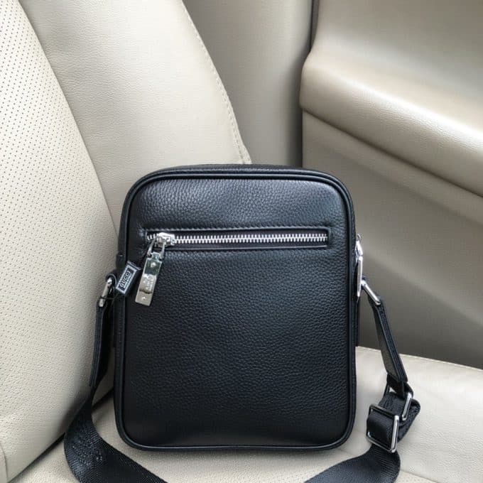 グッチバッグコピー 2021新品注目度NO.1 GUCCI メンズ ショルダーバッグ - 画像 (2)