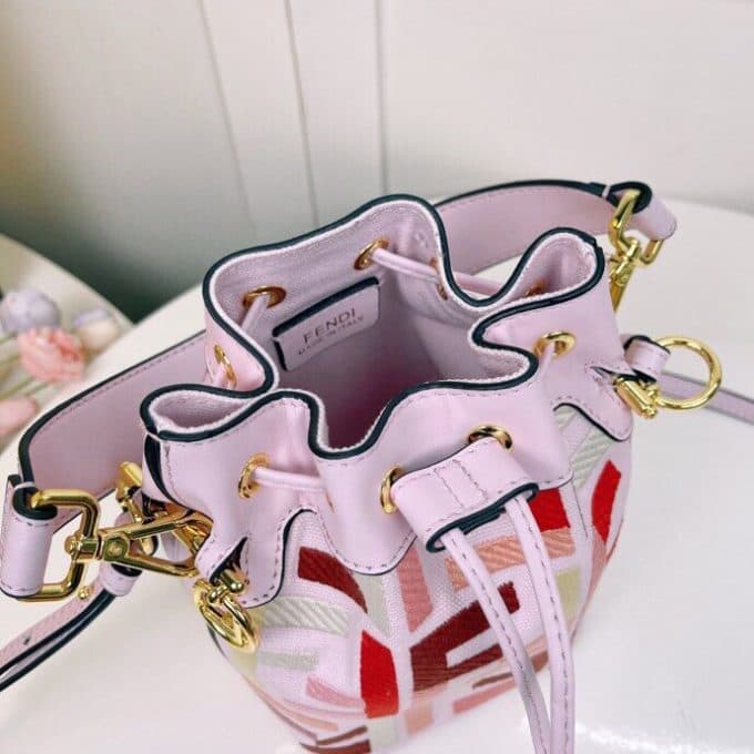 フェンディバッグコピー 定番人気2022新品 FENDI レディース バケツバッグ - 画像 (5)