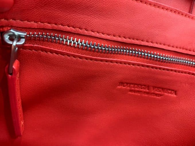 2019秋冬新作☆超売れ筋ボッテガヴェネタ(Bottega Veneta)☆レディース ショルダーバッグコピー☆特別価格にて販売!!今一番流行っている人気アイテム!! - 画像 (8)