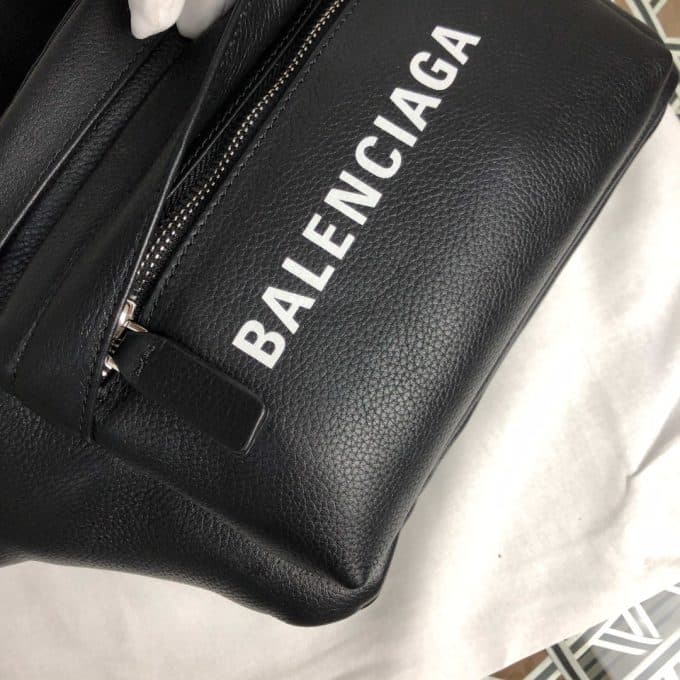 高品質 バレンシアガバッグコピー 定番人気2021新品 BALENCIAGA 男女兼用 ウエストポーチ - 画像 (6)