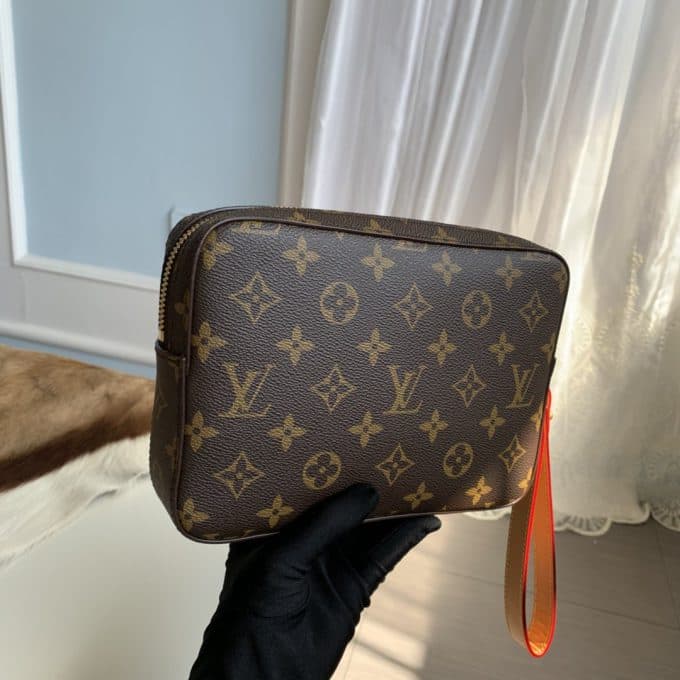 高品質ルイヴィトンバッグコピー 2021新品注目度NO.1 Louis Vuitton メンズ ショルダーバッグ - 画像 (2)