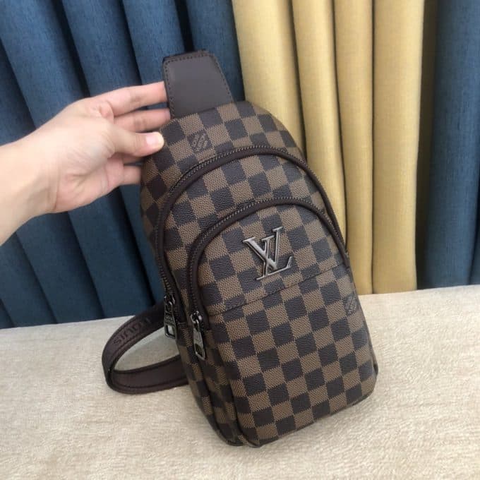 ルイヴィトンバッグコピー 2021新品注目度NO.1 Louis Vuitton メンズ ボディバッグ