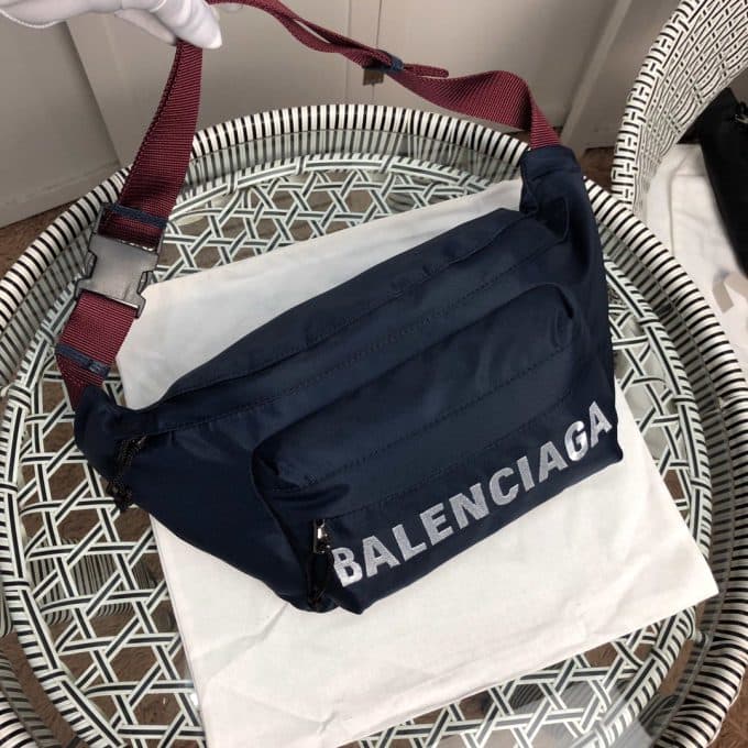 バレンシアガバッグコピー 定番人気2021新品 BALENCIAGA 男女兼用 ウエストポーチ - 画像 (3)