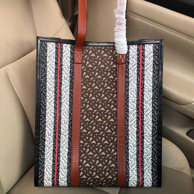バーバリーバッグコピー 定番人気2021新品 BURBERRY メンズ トートバッグ - 画像 (3)