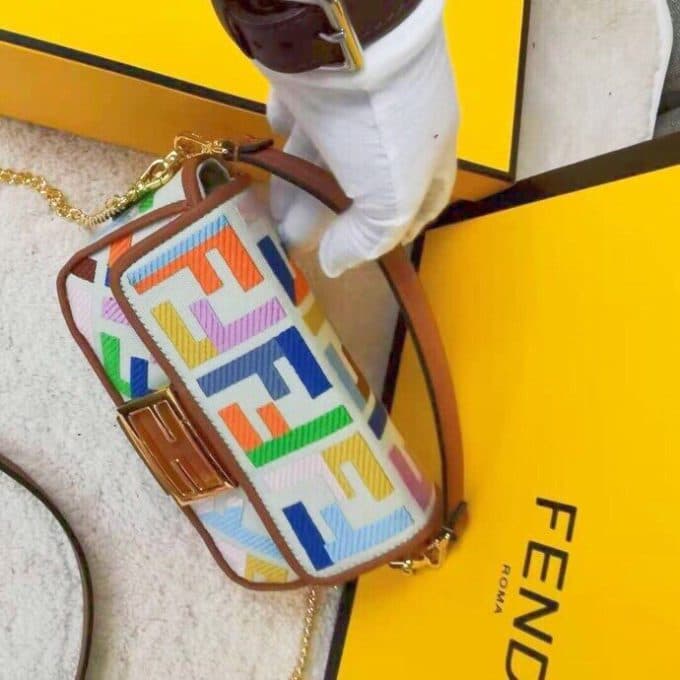 フェンディバッグコピー 大人気2022新品 FENDI レディース ショルダーバッグ - 画像 (4)