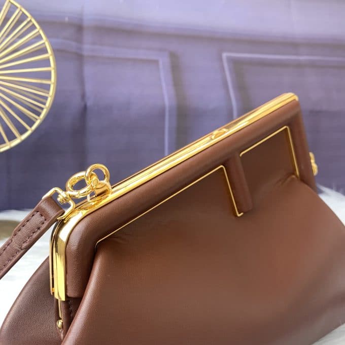 フェンディバッグコピー 定番人気2022新品 FENDI レディース ショルダーバッグ - 画像 (5)