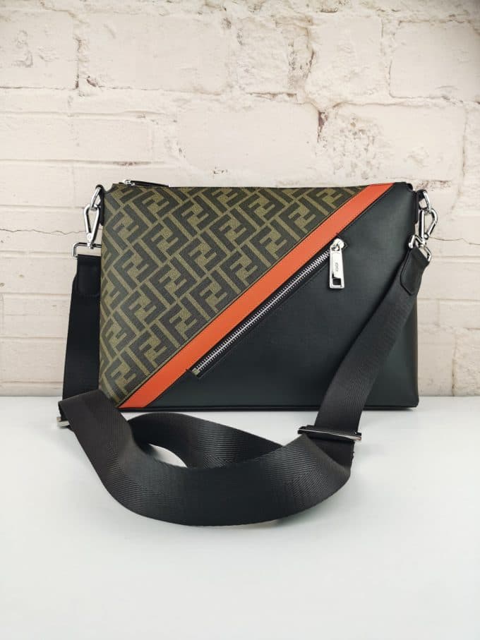 フェンディバッグコピー 定番人気2021新品 FENDI メンズ ショルダーバッグ
