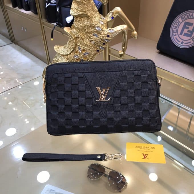 ルイヴィトンバッグコピー 2021新品注目度NO.1 Louis Vuitton メンズ セカンドバッグ