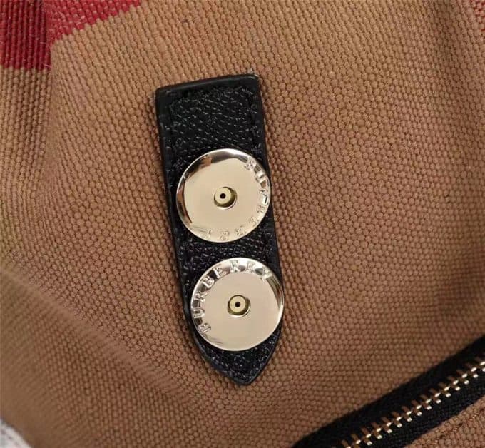 バーバリーバッグコピー 大人気2021新品 BURBERRY 男女兼用 バックパック - 画像 (8)