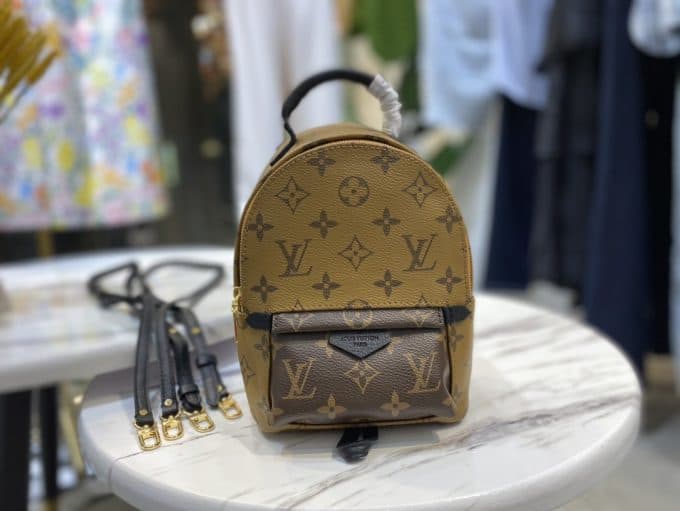 ルイヴィトンバッグコピー 大人気2021新品 Louis Vuitton メンズ バックパック