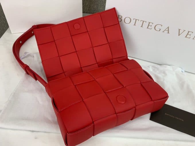 2019秋冬新作☆超売れ筋ボッテガヴェネタ(Bottega Veneta)☆レディース ショルダーバッグコピー☆特別価格にて販売!!今一番流行っている人気アイテム!! - 画像 (6)