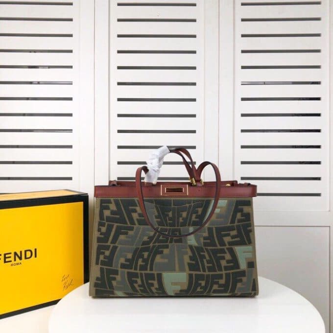 フェンディバッグコピー 大人気2022新品 FENDI レディース トートバッグ