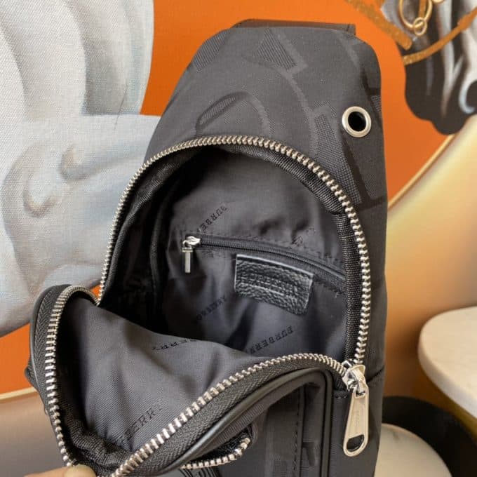 バーバリーバッグコピー 大人気2021新品 BURBERRY メンズ ボディバッグ - 画像 (8)
