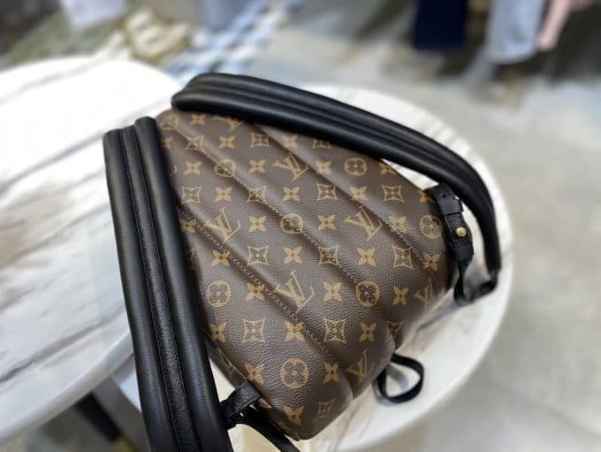 ルイヴィトンバッグコピー 2021新品注目度NO.1 Louis Vuitton メンズ バックパック - 画像 (5)