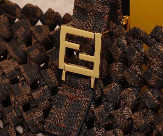 フェンディバッグコピー 2022新品注目度NO.1 FENDI レディース トートバッグ - 画像 (3)