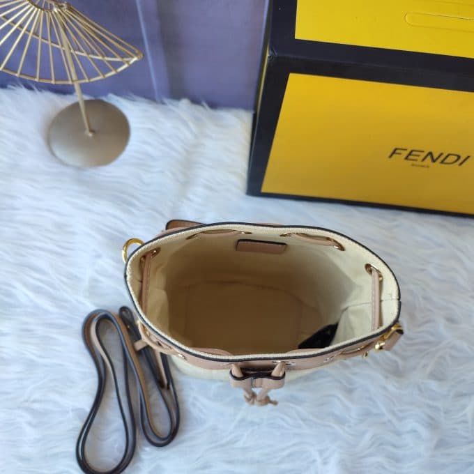 フェンディバッグコピー 大人気2022新品 FENDI レディース バケツバッグ - 画像 (7)