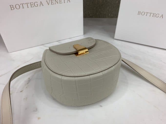 2019秋冬大人気ボッテガヴェネタ(Bottega Veneta)☆レディース ショルダーバッグコピー☆絶品定番商品!今から活躍!絶賛発売中！♪♪ - 画像 (8)