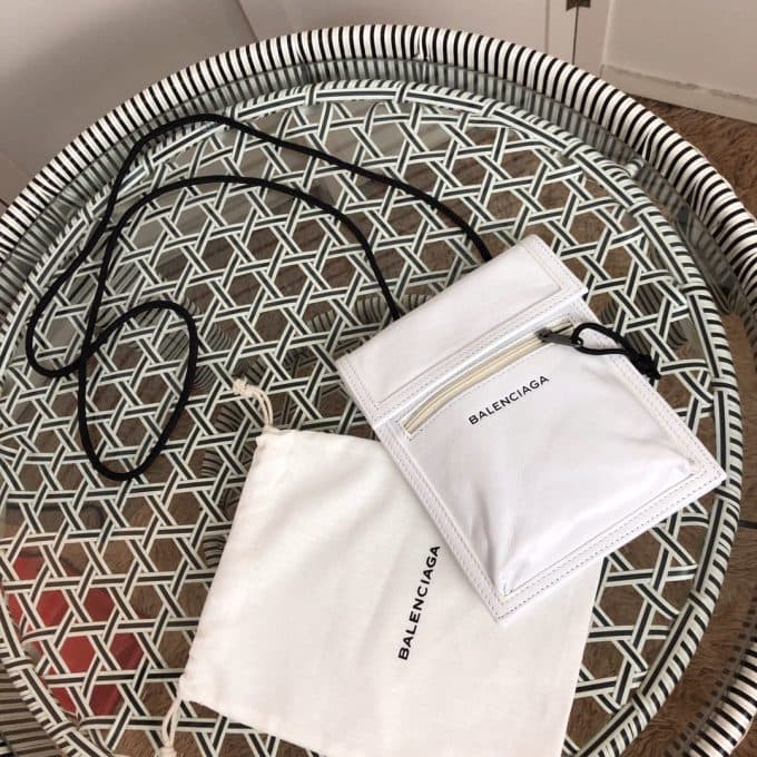 バレンシアガバッグコピー 大人気2021新品 BALENCIAGA 男女兼用 ショルダーバッグ - 画像 (9)