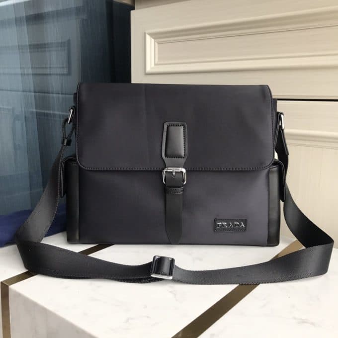 プラダバッグコピー 2021新品注目度NO.1 PRADA メンズ ショルダーバッグ