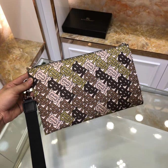 バーバリーバッグコピー 大人気2021新品 BURBERRY メンズ セカンドバッグ