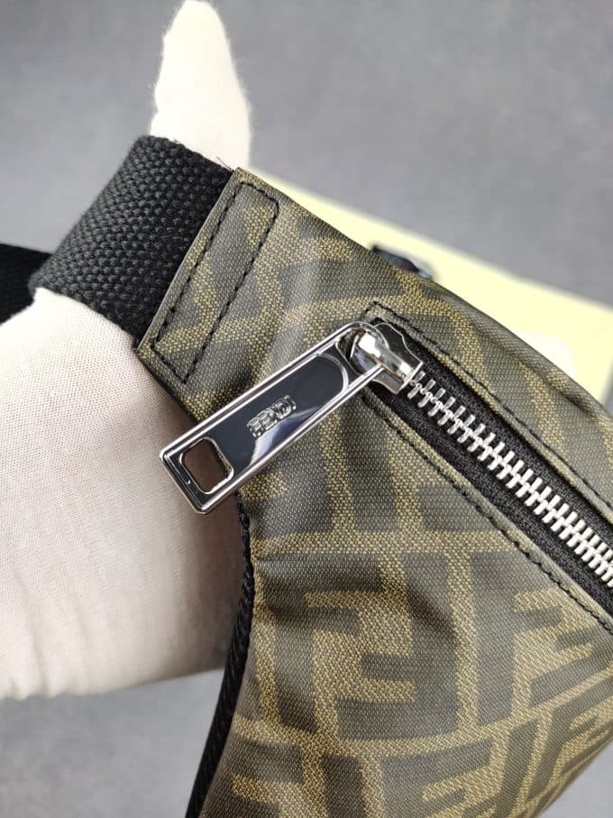 フェンディバッグコピー 2021新品注目度NO.1 FENDI メンズ ボディバッグ - 画像 (5)
