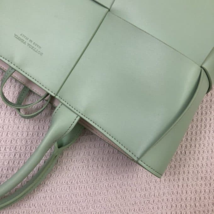 ボッテガヴェネタバッグコピー 2021新品注目度NO.1 Bottega Veneta メンズ トートバッグ - 画像 (6)