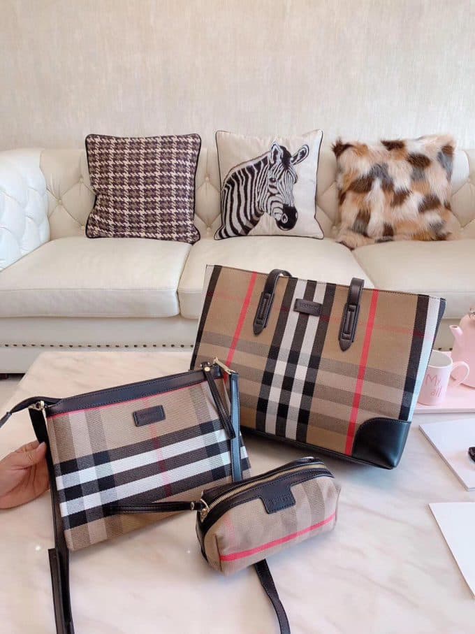 2019新作超売れ筋バーバリー(BURBERRY)☆レディース トートバッグコピー☆効果抜群♪視線を独り占める!! - 画像 (9)