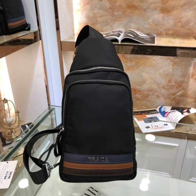 プラダバッグコピー 大人気2021新品 PRADA メンズ ボディバッグ