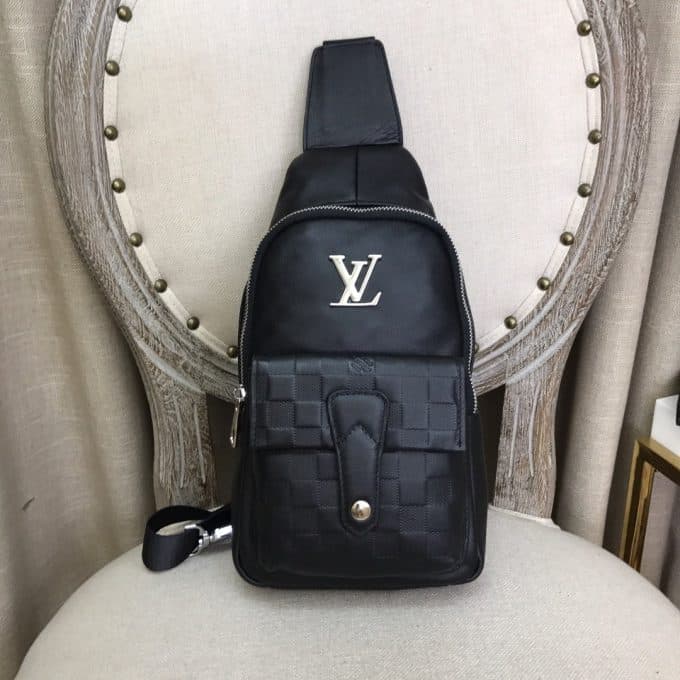 ルイヴィトンバッグコピー 2021新品注目度NO.1 Louis Vuitton メンズ ボディバッグ