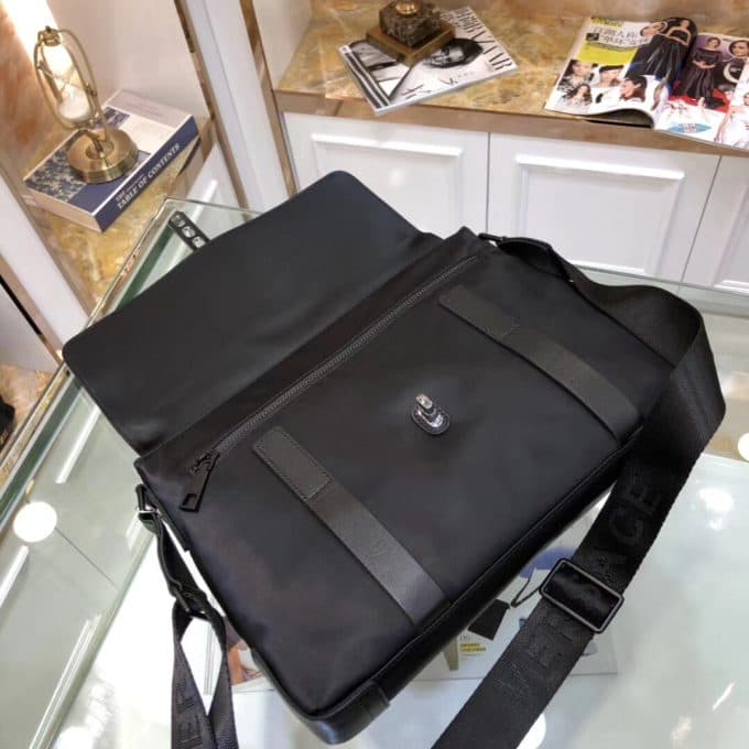 ヴェルサーチェバッグコピー 定番人気2021新品 VERSACE メンズ ショルダーバッグ - 画像 (7)